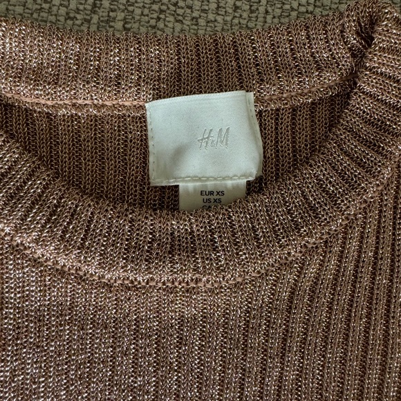 Metallic Gold Top - Picture 2 of 5